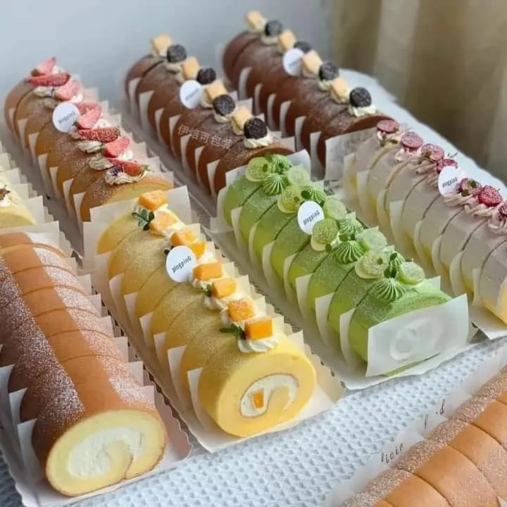 Swiss rolls, 8s