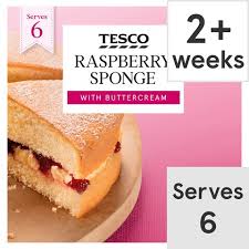 LOTUSS- Raspberry sponge cake
