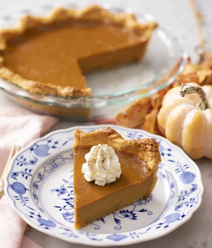 Pumpkin pie, 18"